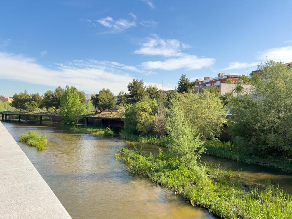 Madrid Rio Rooms Экстерьер фото