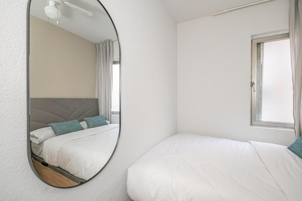 Madrid Rio Rooms Экстерьер фото